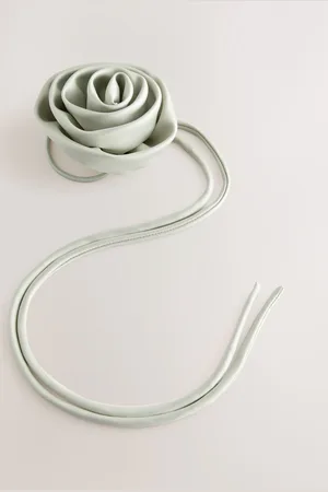 Next Corsage Hair Tie
