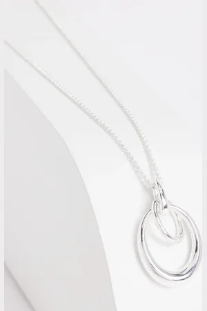 Next Tone Interlocking Circle Pendant Necklace