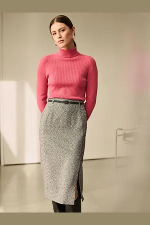 Next /White Boucle Mono Textured Pencil Skirt