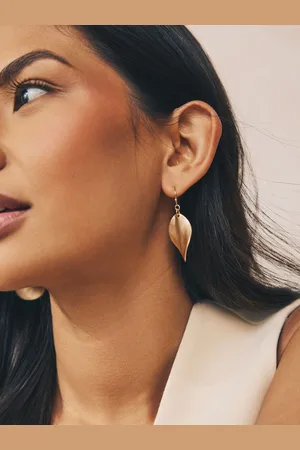 Next Tone Wave Petal Drop Earrings