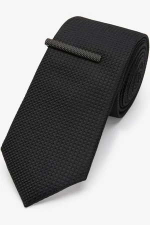 Next Slim Textured Tie And Clip Set