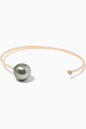 Robert Wan Akila Pearl Hammered Bangle in 18kt Rose Gold