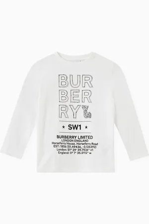 Burberry Graphic Print T-shirt in Cotton