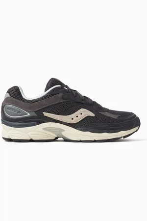 Saucony Progrid Omni 9 Sneakers in Mesh & Suede