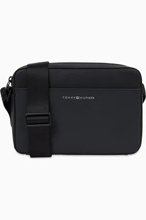 Tommy Hilfiger Camera Bag in Leather