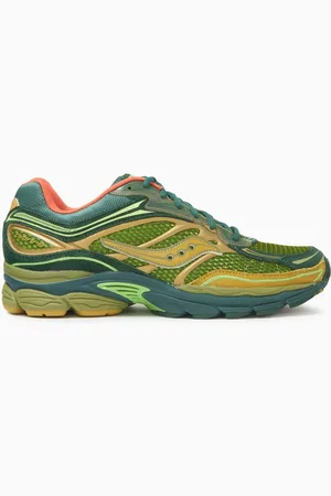 Saucony X Starcow Progrid Omni 9 Sneakers in Mix Materials