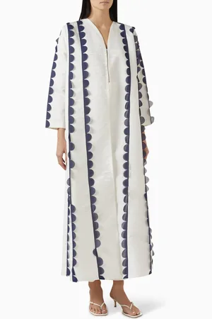 Elna Line Scallop-embroidered Abaya