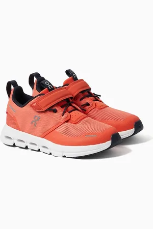 On Running Cloud Play Sneakers in Mesh