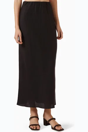 12 STOREEZ Maxi Skirt in Linen