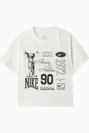 Nike Graphic Logo T-Shirt in Cotton