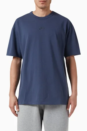 Nike Sportswear Premium Essentials T-shirt in Cotton