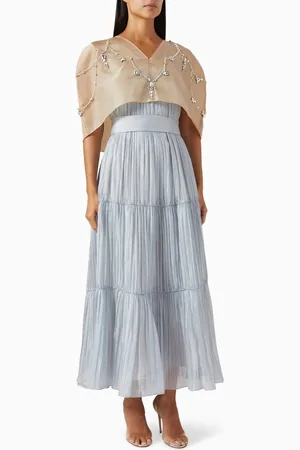 BYK Embellished Cape & Pleated Dress Set in Organza & Chiffon