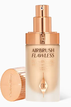 Charlotte Tilbury 5 Warm Airbrush Flawless Foundation, 30ml