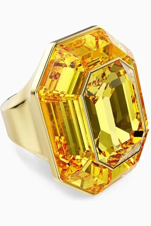 Swarovski Lucent Crystal Cocktail Ring