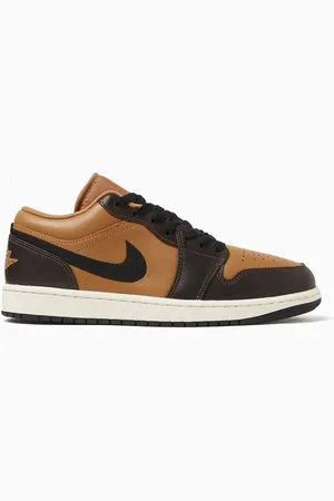 Jordan Air 1 Low Sneakers in Leather