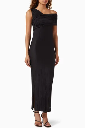 The Giving Movement Bardot Maxi Dress in Plisse-fabric