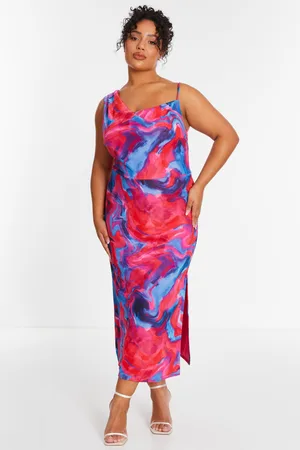 Quiz Curve Pink Marble Print Midaxi Dress
