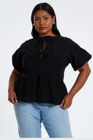 Quiz Curve Tie Top