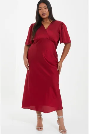 Quiz Curve Satin Midi Dress