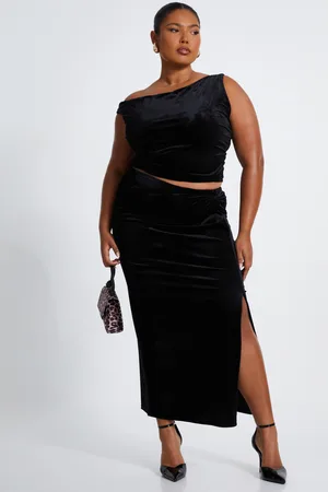Quiz Curve Velvet Maxi Skirt