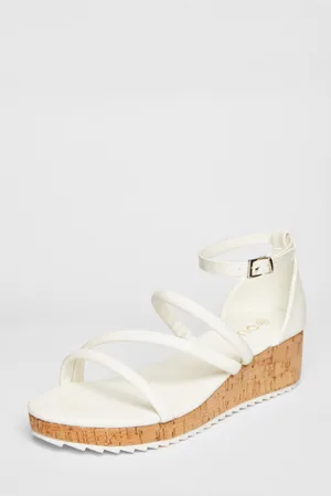 Quiz Strappy Low Wedges