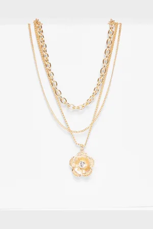 Quiz Flower Layered Necklace