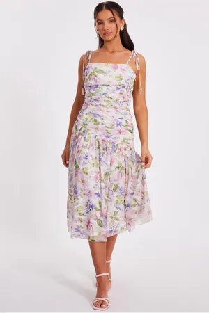 Quiz Petite Chiffon Floral Midi Dress