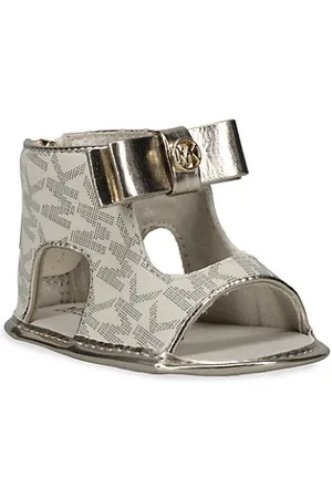 Michael kors 2024 crib shoes