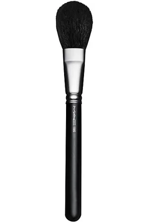 Mac 150S Large Powder Brush