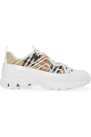 Burberry arthur hotsell sneaker hombre