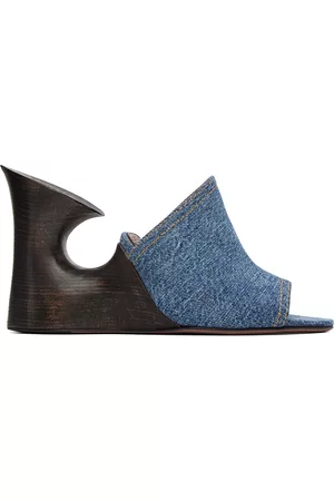 Alaïa Blue 