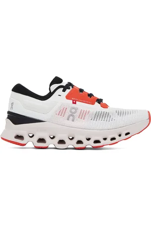 On Running White Cloudstratus 3 Sneakers