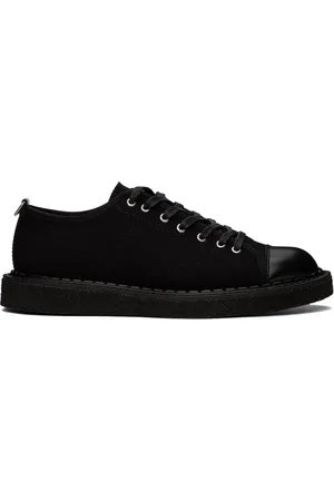 Fred perry deals black canvas shoes