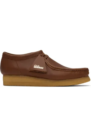 Clarks Tan Wallabee Derbys