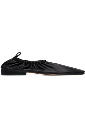 Recto Black Gathered Slip-on Loafers