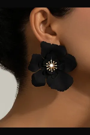 stylewe 1pair Elegant Flower Rhinestone Stud Earrings