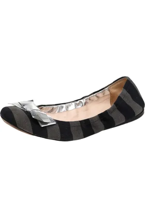 Prada /Silver Canvas And Leather Bow Scrunch Ballet Flats Size 38.5