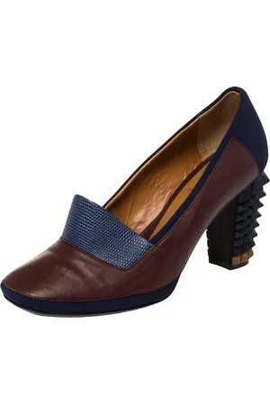Fendi /Blue Lizard Embossed Leather and Fabric Polifonia Court Studded Heel Pumps Size 39