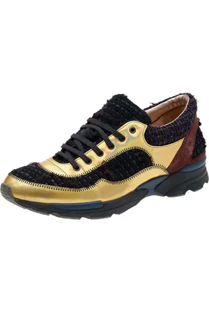 CHANEL Multicolor Tweed Fabric And Leather CC Lace Up Sneakers Size 38.