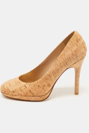Stuart Weitzman Cork Round Toe Pumps Size 35.5