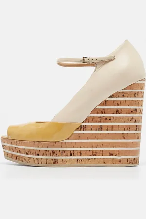 Gucci /Yellow Patent And Leather Cork Wedge Pumps Size 39