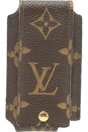 LOUIS VUITTON Monogram Canvas Ipod Nano Case