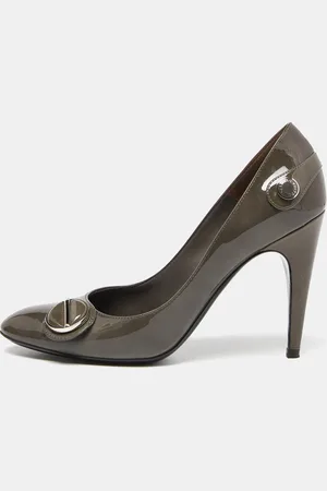 LOUIS VUITTON Patent Leather Pumps Size 38