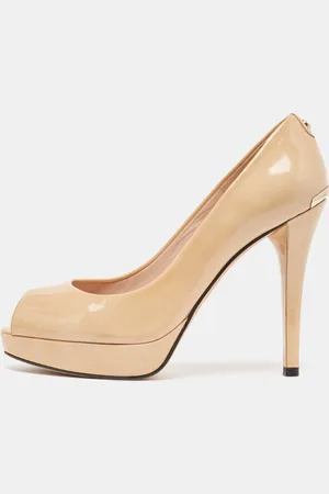 Stuart Weitzman Patent Peep Toe Pumps Size 37.5