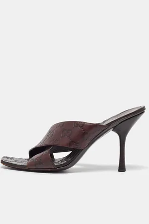 Gucci Ssima Leather Cross Strap Sandals Size 37.5