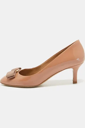 Salvatore Ferragamo Patent Leather Vara Bow Pumps Size 36.5