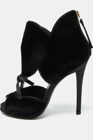Roger Vivier Velvet Cut Out Bow Ankle Booties Size 36