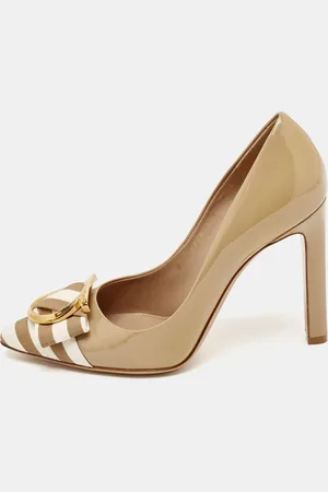 Salvatore Ferragamo /White Patent Leather and Canvas Ezia Pumps Size 38