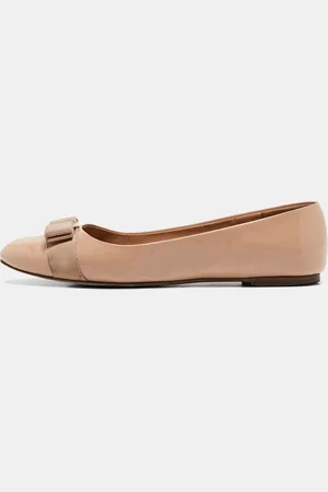Salvatore Ferragamo Patent Leather Varina Ballet Flats Size 39