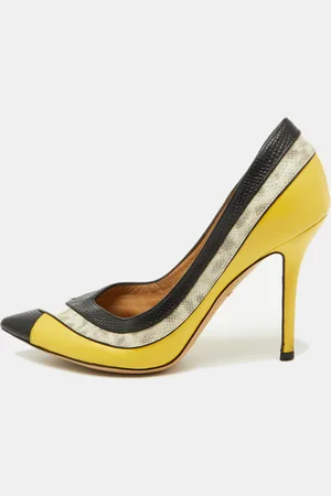Salvatore Ferragamo Leather Pointed Toe Pumps Size 36.5